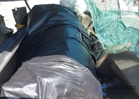 2005 Ford Focus Zx4 from USA, damaged, VIN 1FAFP34N35W223012